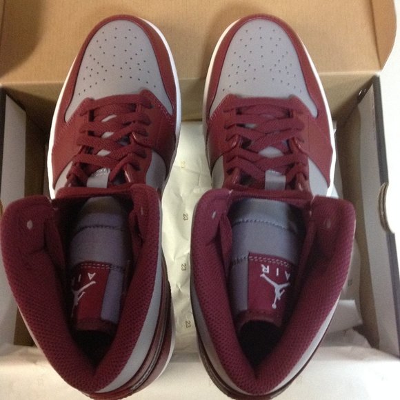 Air Jordan 1 Mid Men's Cherry Red/Gray/White Sneakers - USA Size:11 - New in Box - Picture 5 of 13